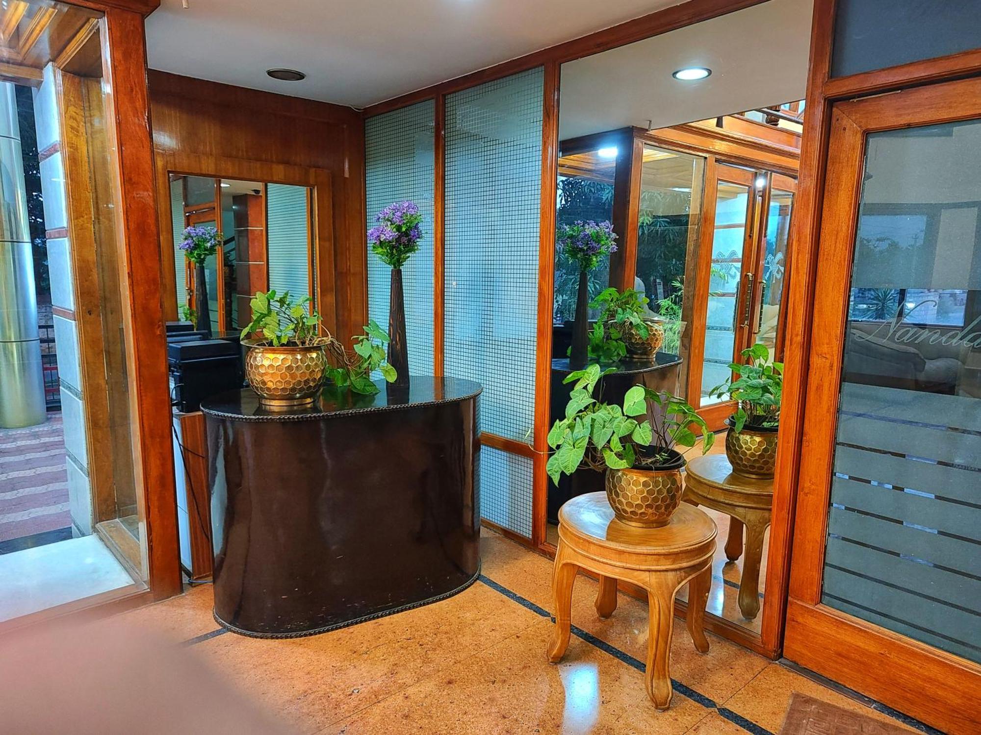 Hotel Presidency Kempegowda International Airport Бангалор Екстериор снимка