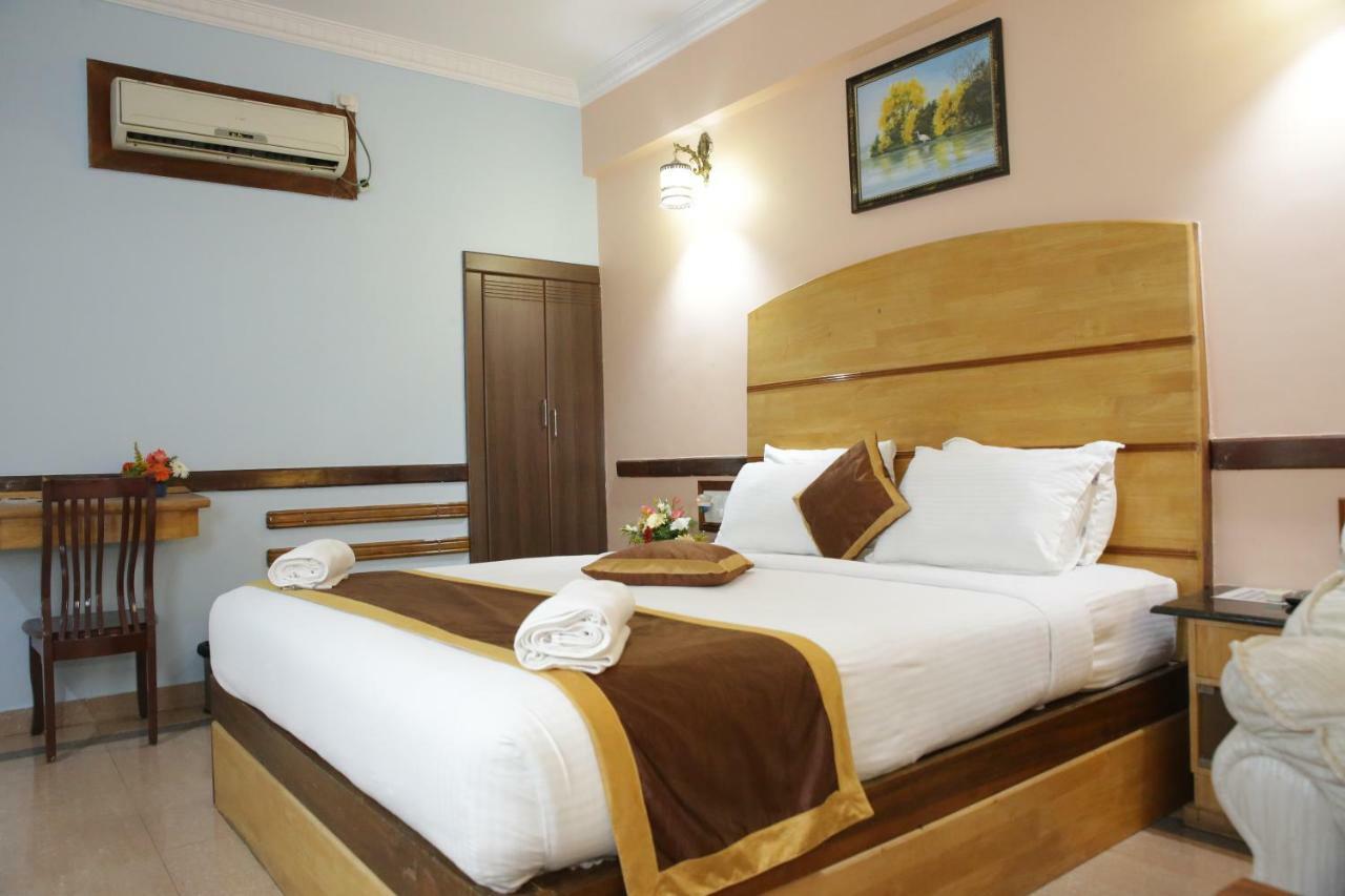 Hotel Presidency Kempegowda International Airport Бангалор Екстериор снимка