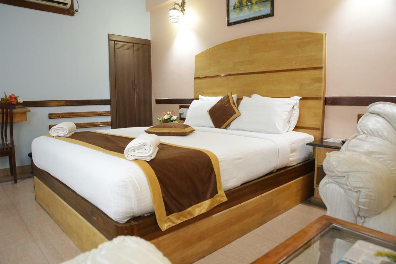 Hotel Presidency Kempegowda International Airport Бангалор Екстериор снимка